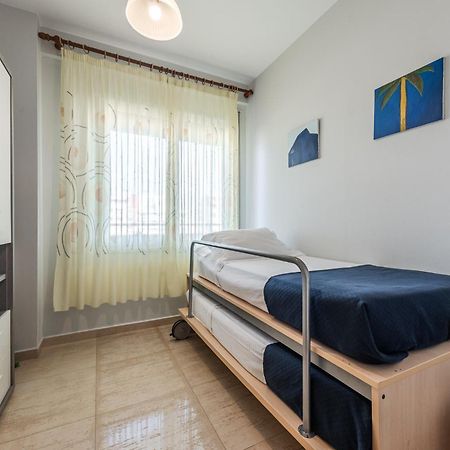Main Square Apartment Durrës Exteriör bild