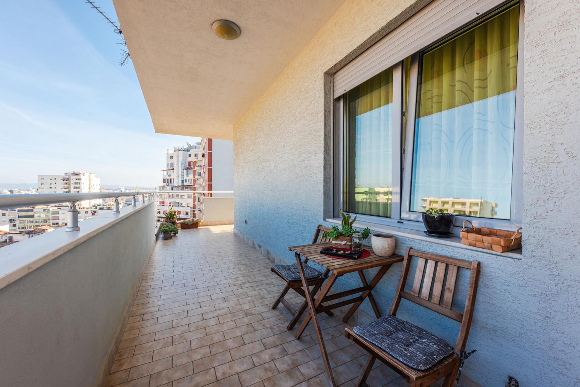 Main Square Apartment Durrës Exteriör bild